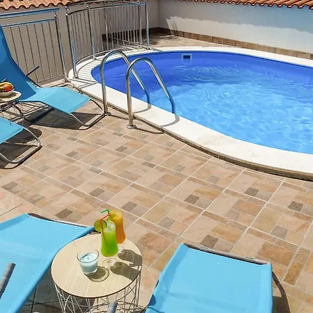 Beautiful In With Kitchen Crikvenica